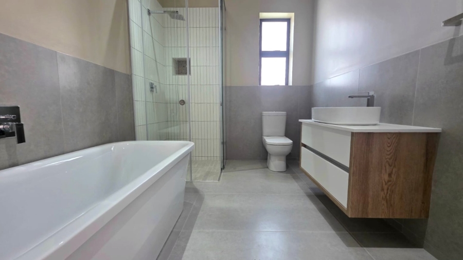 3 Bedroom Property for Sale in Kingswood Golf Estate Western Cape